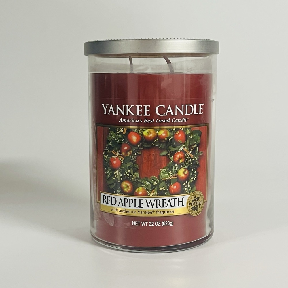 Yankee Candle Red Apple Wreath Large Tumbler 2 Wick 20oz New